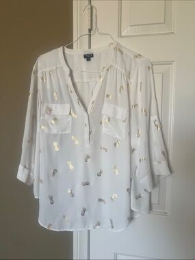 torrid White Blouse with Gold Pineapple Foil
